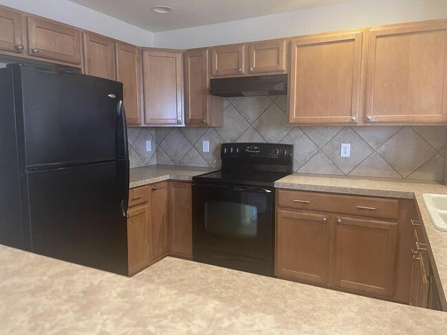 Building Photo - Precision Dr, 3903 Unit F