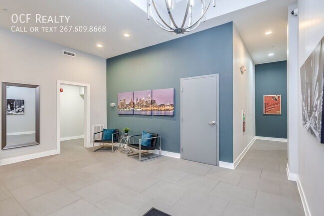 Building Photo - Graduate Hospital Three Bed Apartment