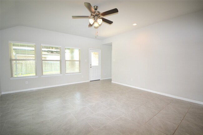 Building Photo - 1303 Keaton Ct