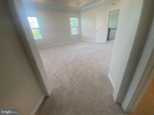 Building Photo - 506 Nursery Ln