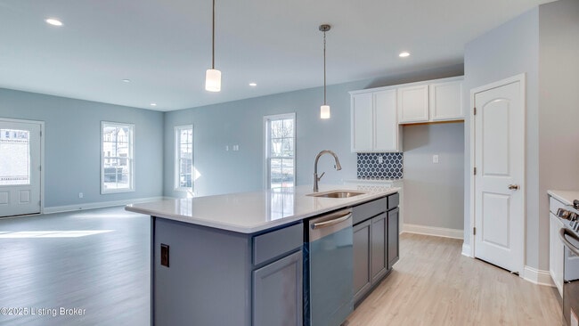 Building Photo - 14029 Grandshire Wy