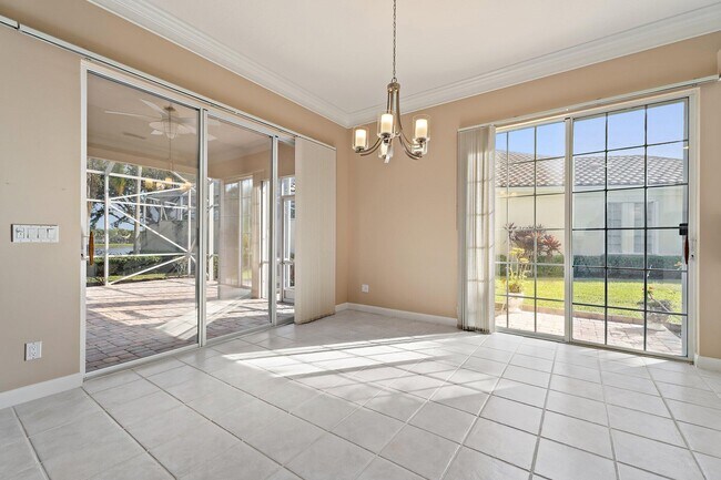 Building Photo - 8120 SE Paurotis Ln