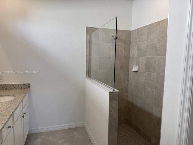 Building Photo - 14996 Palamos Cir