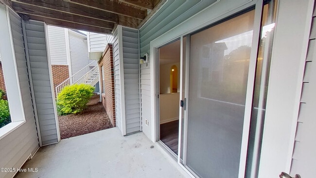 Building Photo - 4158 Breezewood Dr