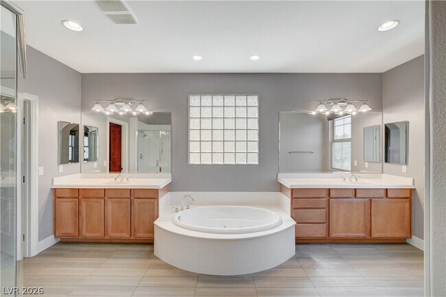 Building Photo - 9176 Worsley Park Pl