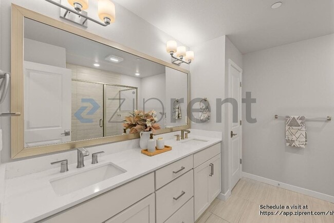 Building Photo - 12124 NE 194th Ct