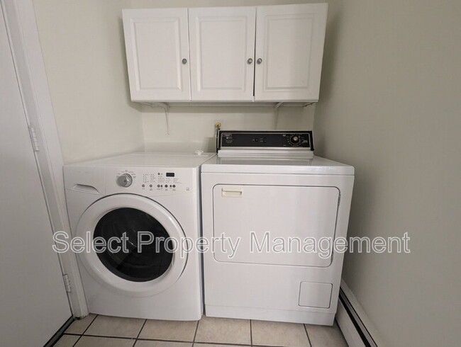 Building Photo - 3226 Arrowwood Dr