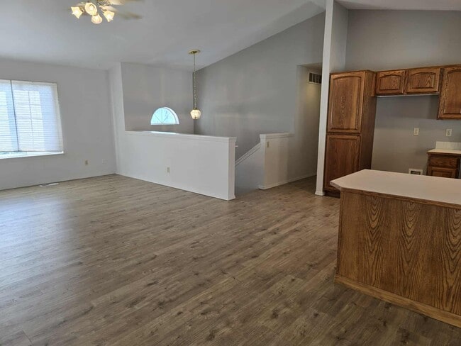 Building Photo - 133 Cody Ln