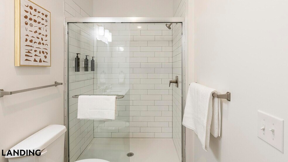 Building Photo - 560 Jack Clift Blvd