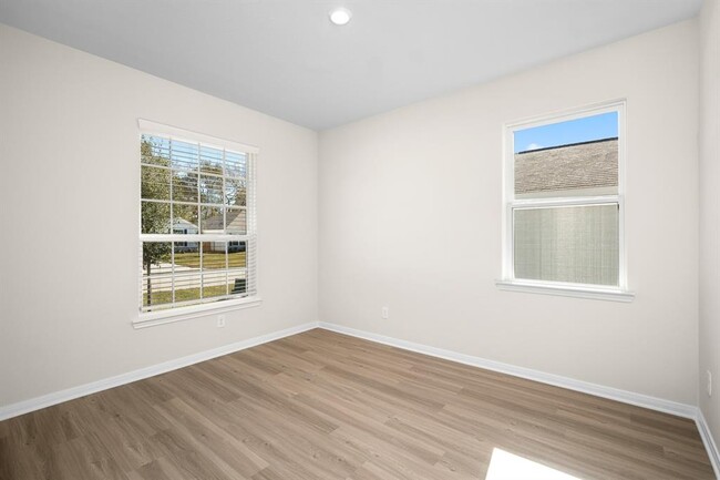 Building Photo - 10347 Red Cardinal Dr