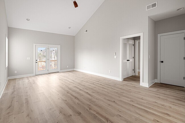 Building Photo - New Construction: 3 bed/2 bath Home in the Brentwood/Nippers Corner neighborhood, One Car Garage