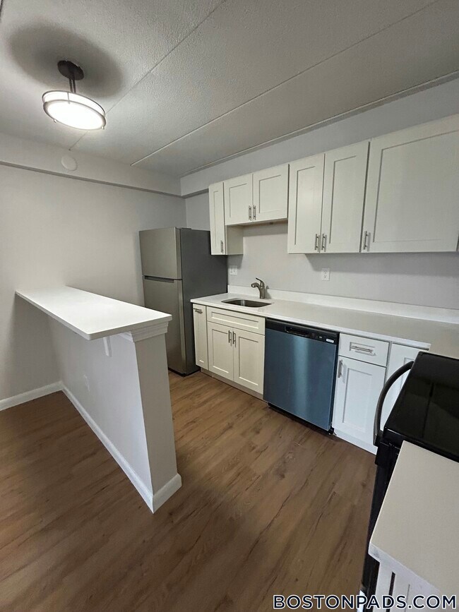 Building Photo - 30 Normandy Ave