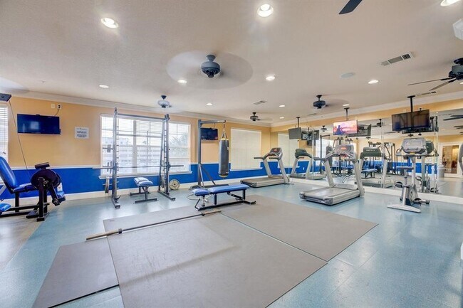 Building Photo - 1711 Old Spanish Trl