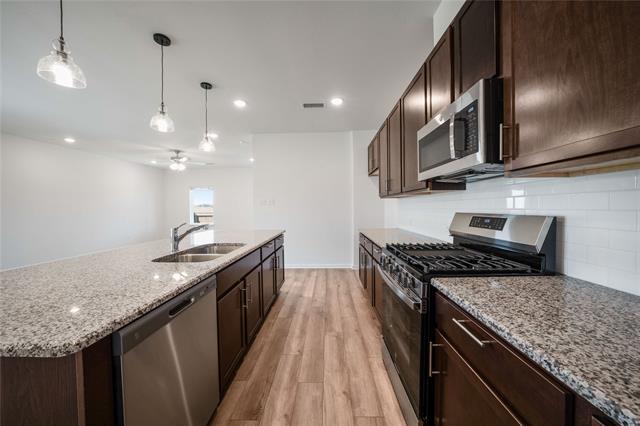 Building Photo - 2110 Ridgecrest Ln