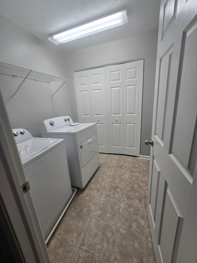 Building Photo - Eastside Four Bedroom Home located near So...