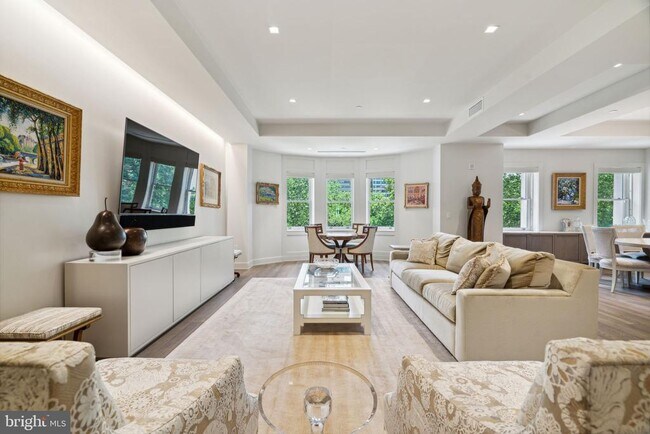 Building Photo - 130 18TH St