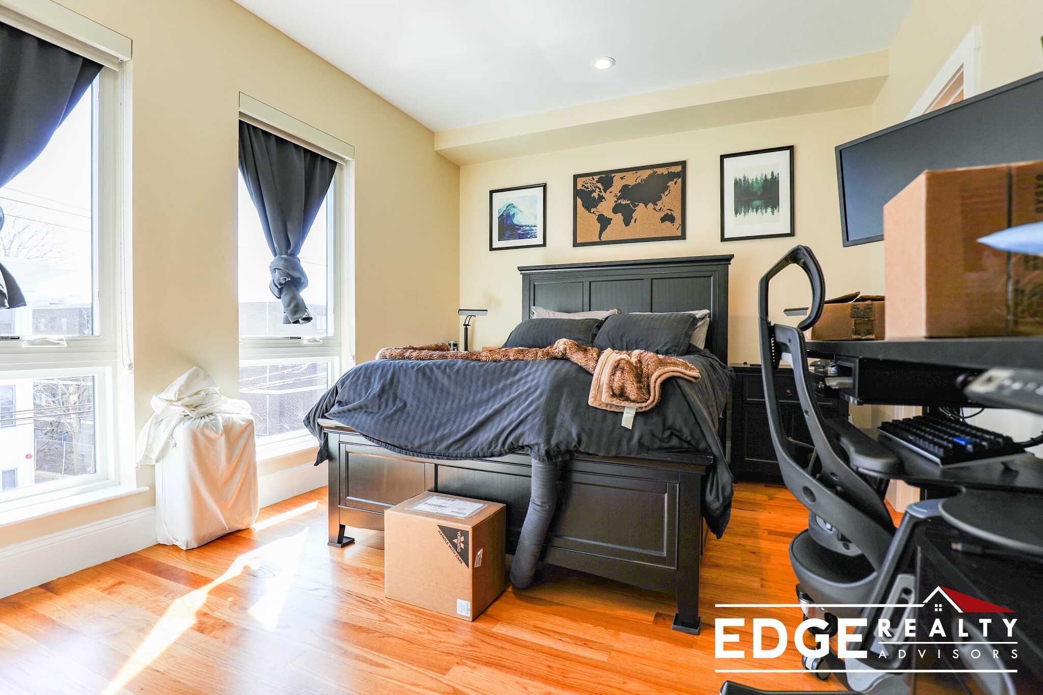 Building Photo - 40 Glencoe St