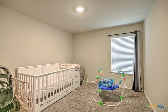 Building Photo - 1957 Rosson St