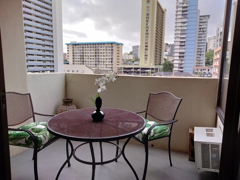 Lanai or Patio - 1571 Piikoi St