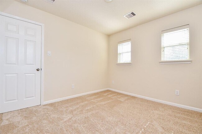Building Photo - 22238 Orchard Dale Dr