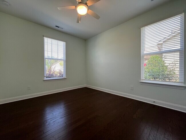 Building Photo - 17027 Challory Gln Wy