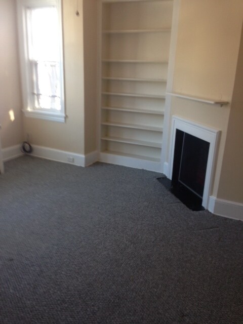 Master BR - 810 N Harrison St