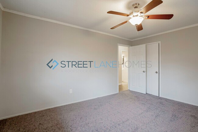 Building Photo - 123 Knowlandwood Cir