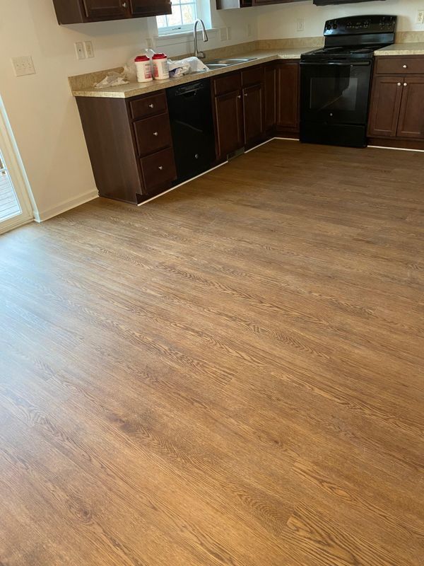 Building Photo - 455 Kentwell Dr