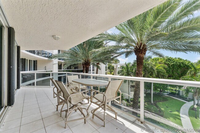 Building Photo - 3100 N Ocean Blvd