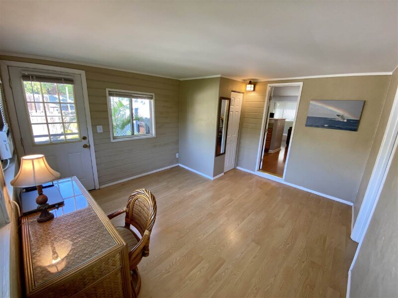 Building Photo - 13 Waikalani Pl