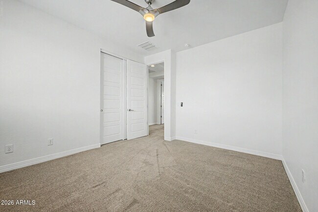 Building Photo - 15912 W Sierra St