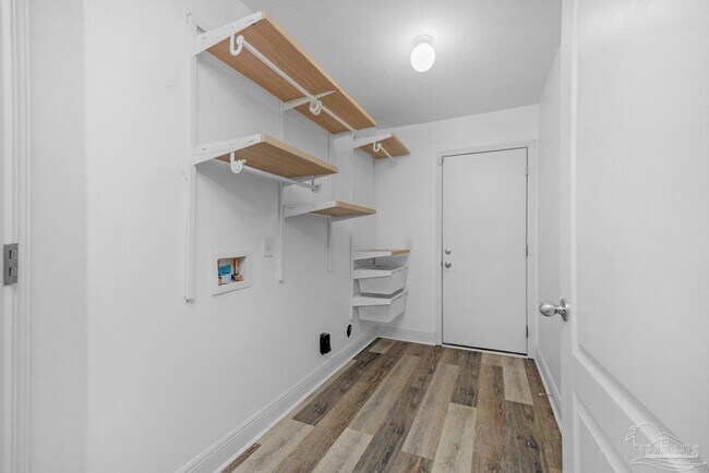 Building Photo - 2619 Stormy Cir