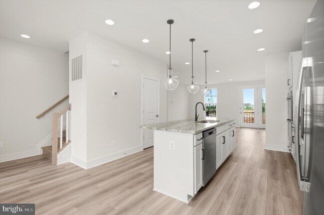 Building Photo - 14534 Alsace Ln