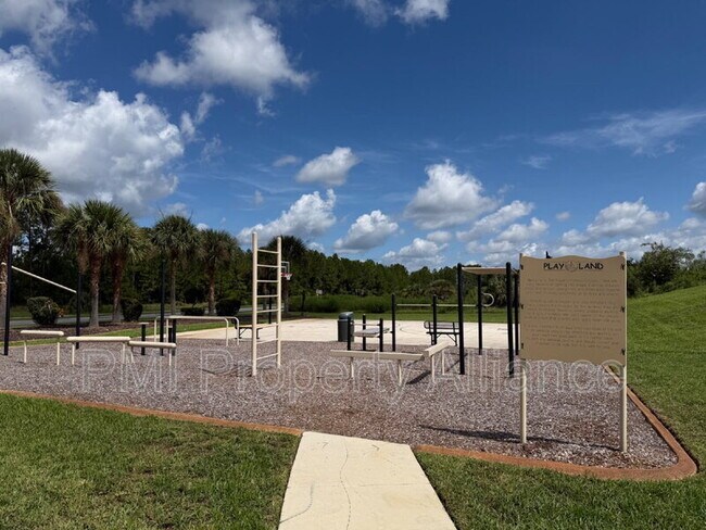 Building Photo - 1153 Elderberry Dr