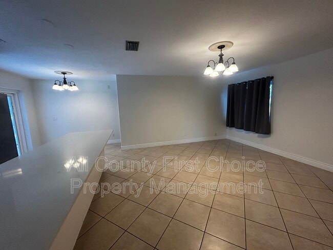 Building Photo - 9369 93rd Ave