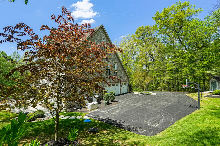 Building Photo - 13551 Triadelphia Mill Rd