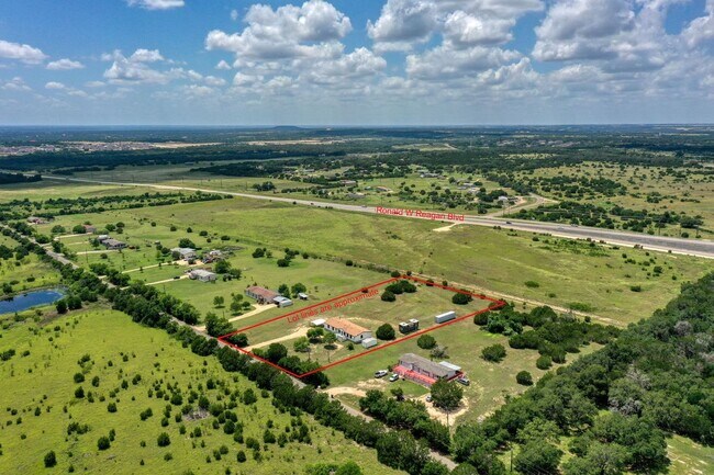 Building Photo - 132 Co Rd 247