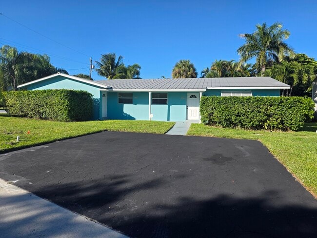 Building Photo - 2645 Old Donald Ross Rd