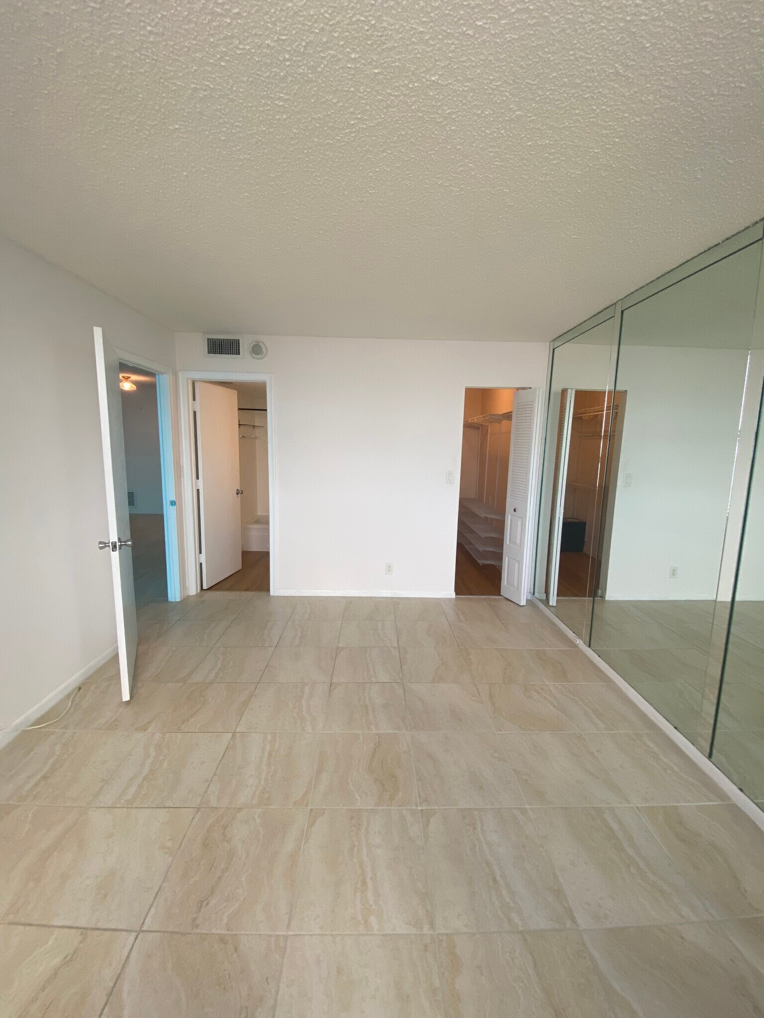 Building Photo - 101 Briny Ave