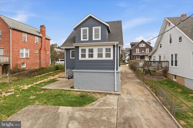 Building Photo - 2807 Shirey Ave