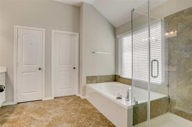 Building Photo - 1430 Laura Hills Ln
