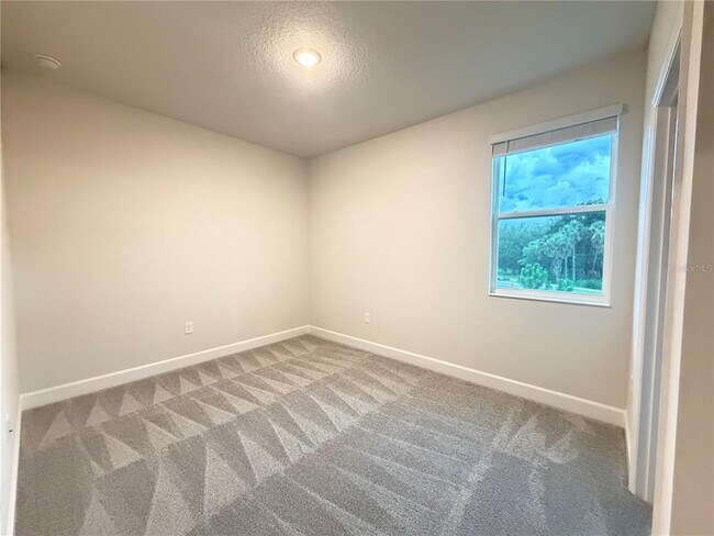 Building Photo - 201 Station Ln