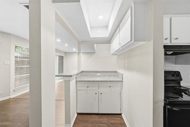 Building Photo - 5106 Spruce Forest Dr