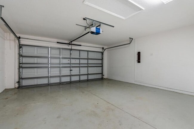 Building Photo - 30120 Sotogrande Loop