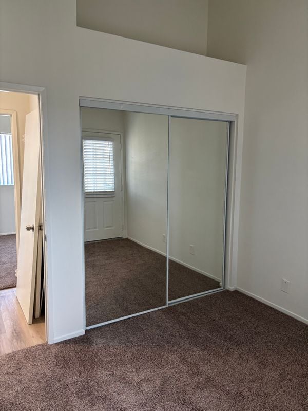 Building Photo - 6431 Los Robles Ave