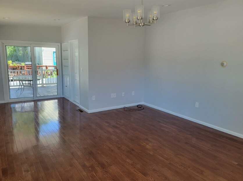 Building Photo - 17 Piermont St