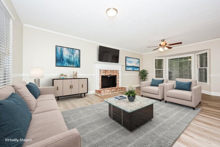 Building Photo - 120 Tanglewood Dr