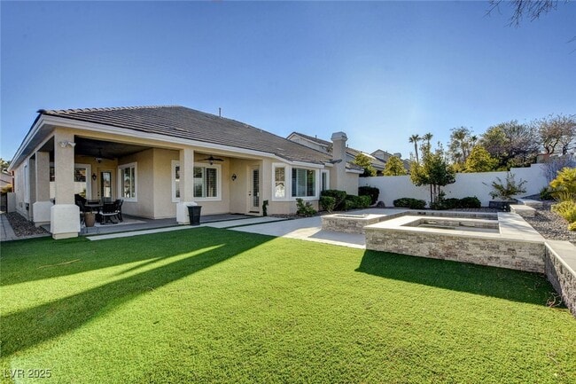 Building Photo - 10728 Elm Ridge Ave