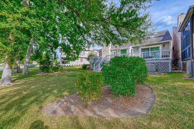 Building Photo - 131 Cove Cir