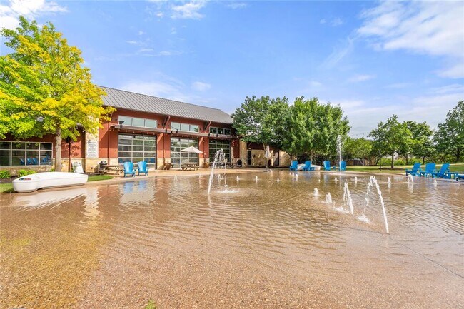 Building Photo - 117 Beneteau Dr